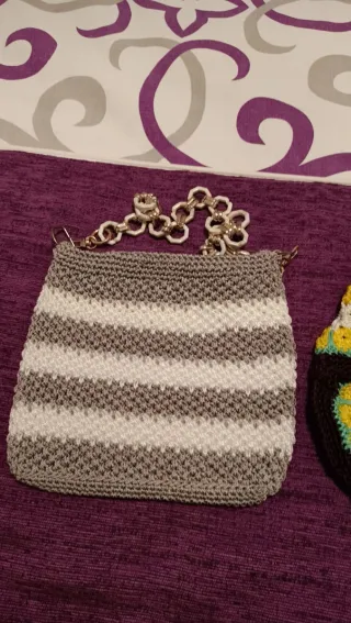 Borse tessute a mano