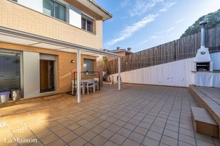 Casa adosada en venta en Arenys de Munt