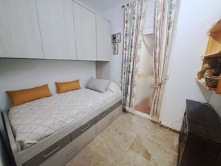 Piso en venta en La Font de la Guatlla en Barcelona