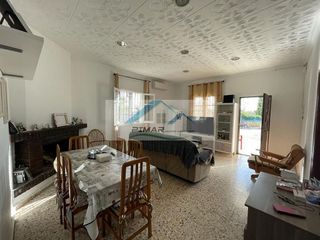 Chalet en venta en La Algoda - Matola - El Pla en Elche