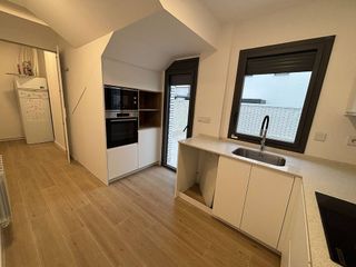 Piso en venta en Can Serra en Hospitalet de Llobregat, L´