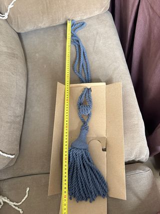 Alzapaño cortina cuerda borla gris