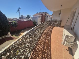 Piso en venta en Los Pacos en Fuengirola