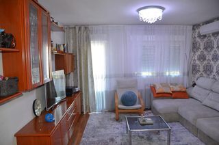 Piso en venta en Zarzaquemada en Leganés