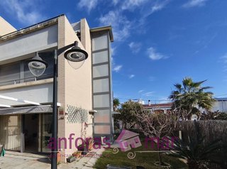 Casa pareada en venta en Els Munts en Torredembarra
