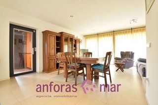 Casa pareada en venta en Els Munts en Torredembarra