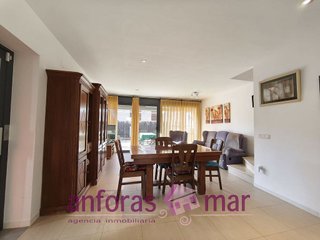 Casa pareada en venta en Els Munts en Torredembarra