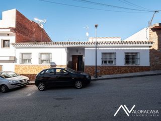 Casa adosada en venta en Cártama