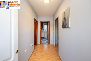 Casa adosada en venta en Avda. De los Ogíjares en Armilla