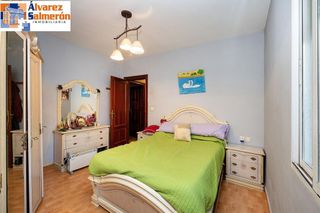 Casa adosada en venta en Avda. De los Ogíjares en Armilla