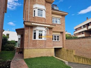 Chalet en venta en Cascajos - Piqueras en Logroño