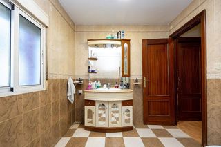 Casa adosada en venta en Avda. De los Ogíjares en Armilla