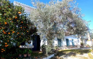 Cortijo en venta en Alozaina