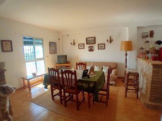 Cortijo en venta en Alozaina