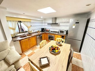 Casa adosada en venta en Pego