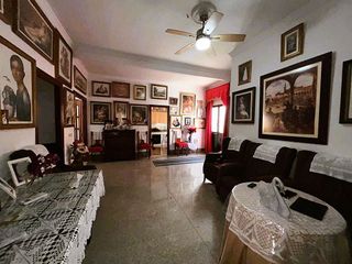 Casa adosada en venta en Umbrete