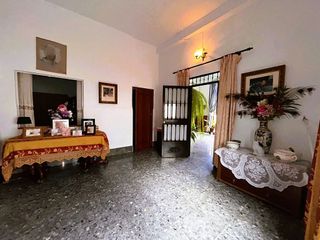 Casa adosada en venta en Umbrete
