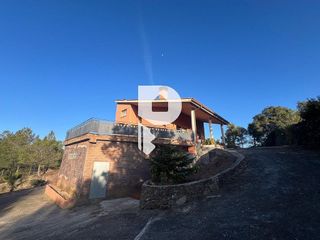 Chalet en venta en Vallirana