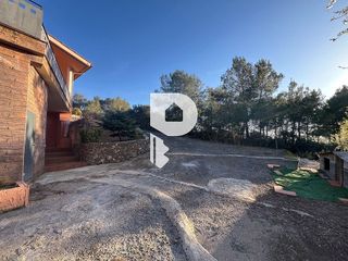 Chalet en venta en Vallirana