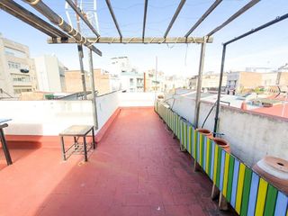 Piso en venta en Sants en Barcelona