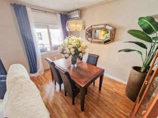 Piso en venta en Sants en Barcelona