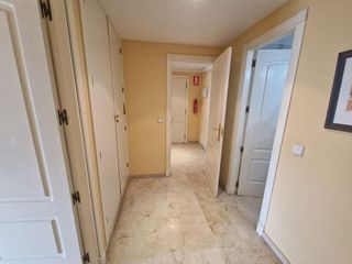 Piso en venta en Puerto Banús en Marbella