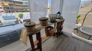 Ático en venta en Playa de la Fontanilla en Marbella