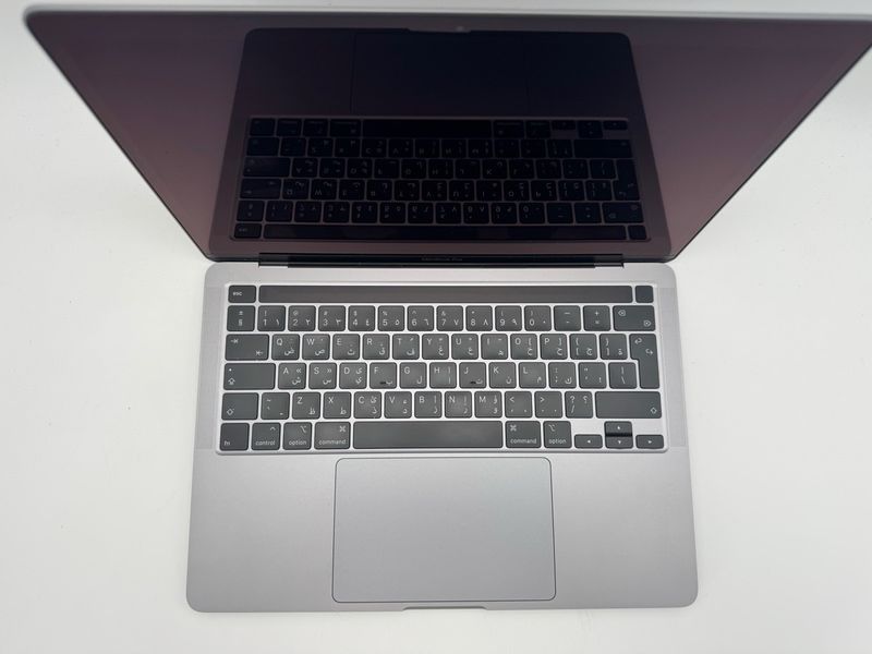 MacBook Pro 13” mid 2020 afbeelding 2