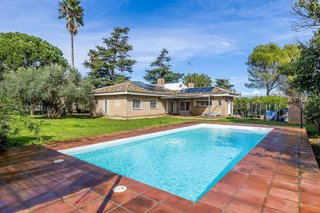 Chalet en venta en Valencina de la Concepción