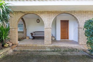 Chalet en venta en Valencina de la Concepción