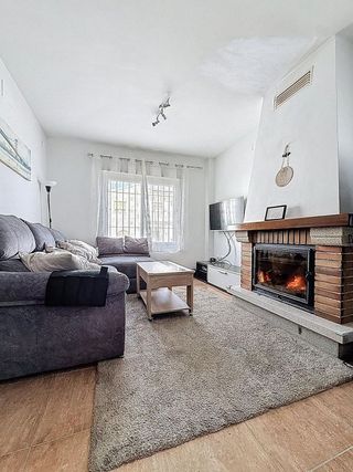 Casa pareada en venta en Zubia (La)