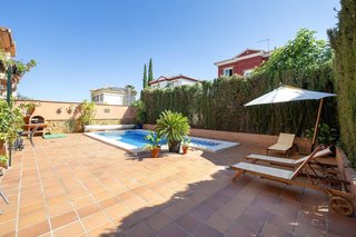 Chalet en venta en Cúllar Vega