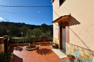 Chalet en venta en Torrelles de Llobregat