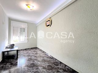 Piso en venta en Artigas - Llefià en Badalona