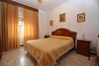 Casa adosada en venta en Sanlúcar la Mayor