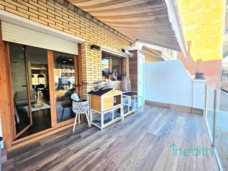 Casa adosada en venta en El Castell-Poble Vell en Castelldefels