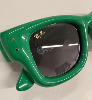 Occhiali da sole verdi Ray-Ban Wayfarer Puffer A$A