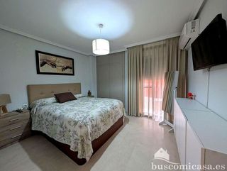 Piso en venta en Linares