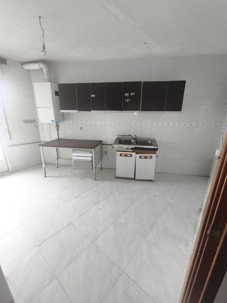 Piso en venta en Pueblo - Urb. Norte en Valdemorillo