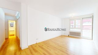 Piso en venta en Puerto Chico en Santander