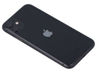 iPhone 11 Negro, con 71 % de salud de bateria.
