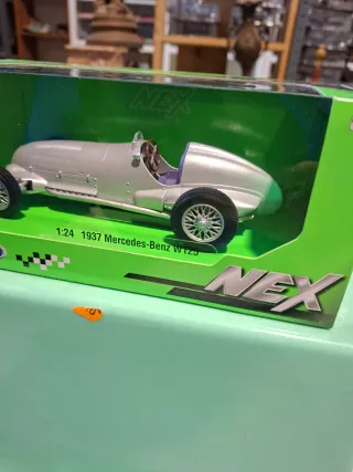 Coche Welly 1:24 Mercedes-Benz W125