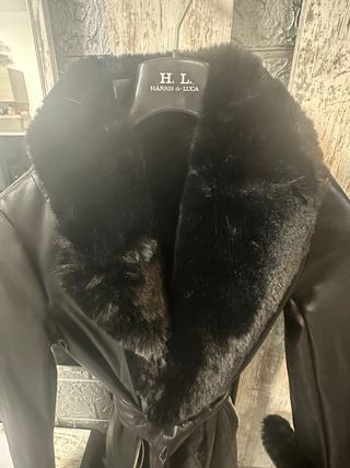 Cappotto ecopelle nero pelliccia Tg S