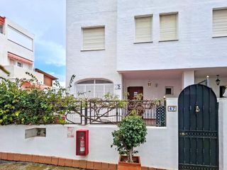 Casa pareada en venta en Nagüeles Alto en Marbella