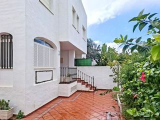 Casa pareada en venta en Nagüeles Alto en Marbella