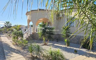 Chalet en venta en Catral