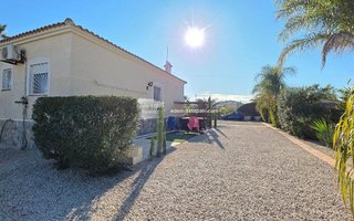 Chalet en venta en Catral
