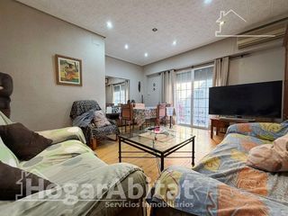 Chalet en venta en El Alborgí en Paterna