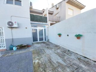 Chalet en venta en Monserrat