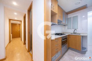 Piso en venta en La Torrassa en Hospitalet de Llobregat, L´